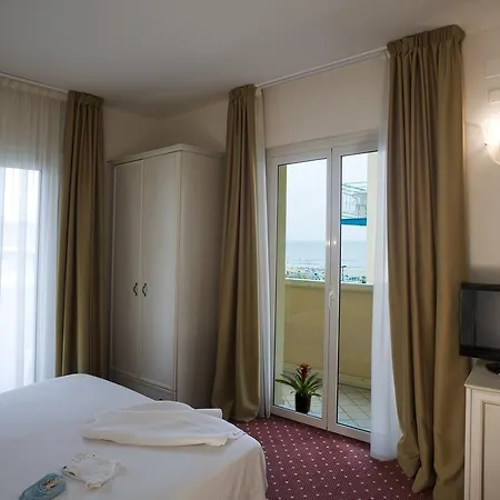 Alexander 3*