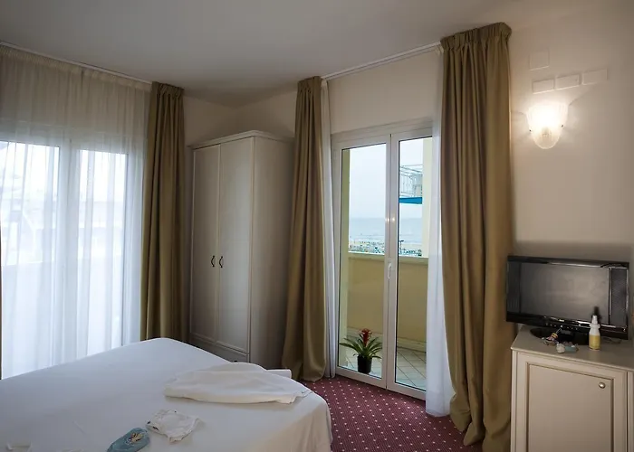 Alexander 3*