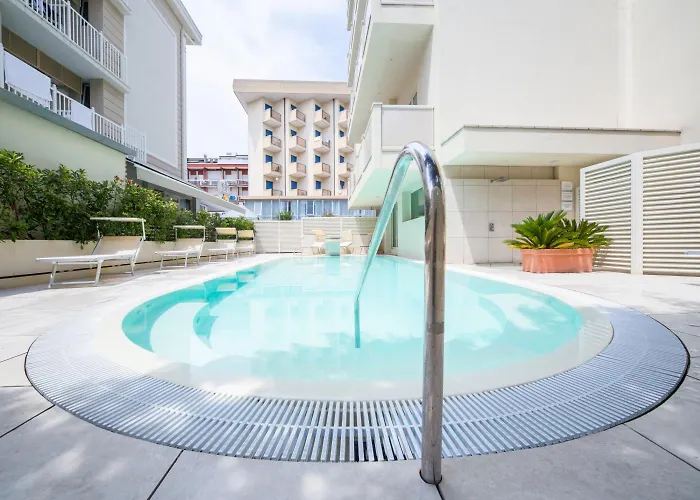 Hotell Alexander 3*